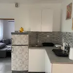 Mia With Wifi And Private Garden