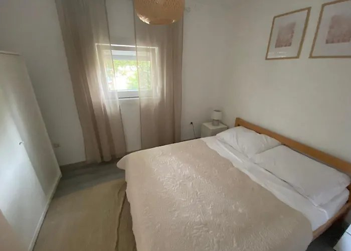 Mia With Wifi And Private Garden