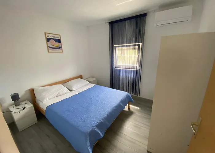 Mia With Wifi And Private Garden