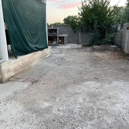Mia With Wifi And Private Garden Apartman *